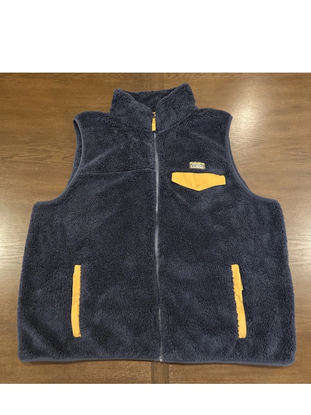 L.L. Bean Navy Sherpa Vest with Tan Trim Vintage Full Zip Mens Medium